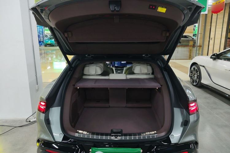 Used Denza Z9GT 2024 1100 Four-Wheel Drive Ultra Version
