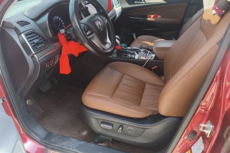 Used Changan CS95 2017 2.0T Two-Wheel Drive Zhitu Edition
