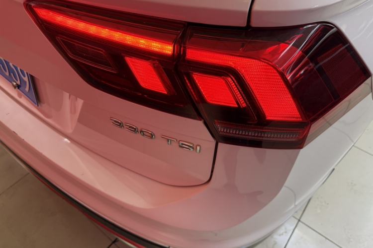 Used Volkswagen Tiguan L 2022 330TSI Automatic Two-Wheel Drive Smart Edition
