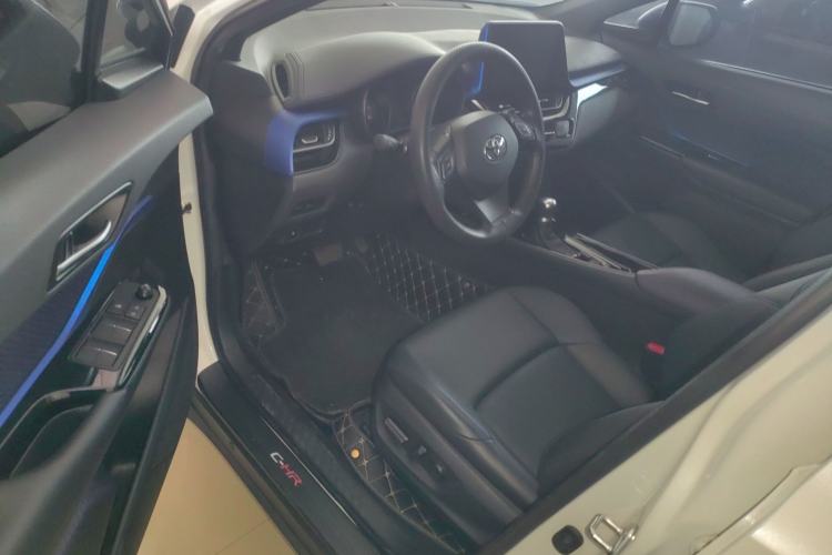 Used Toyota C-HR 2020 2.0L Leading Edition
