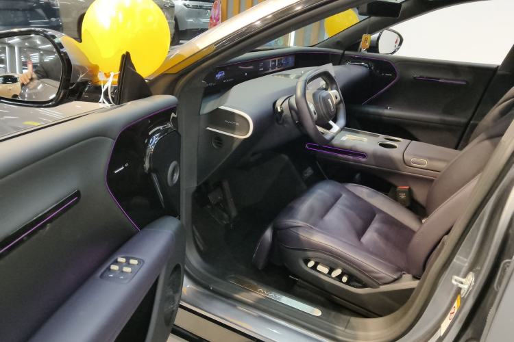 Used  07 2024 Max Extended-Range Edition