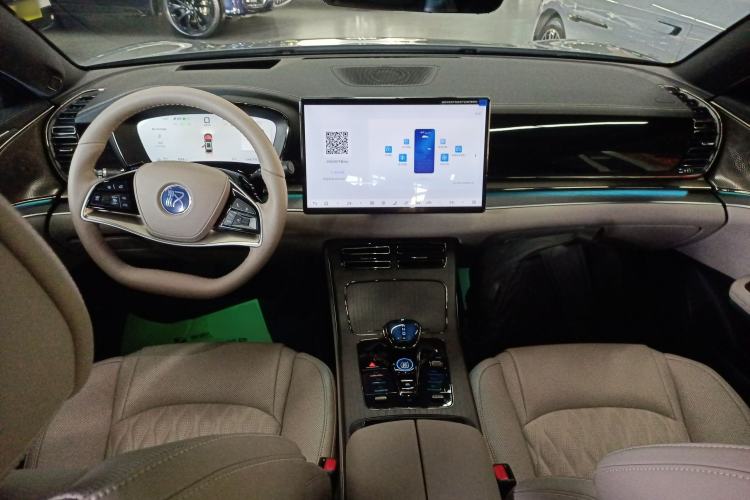 Used BYD Han 2025 EV Intelligent Driving Edition 701KM LiDAR Flagship Model
