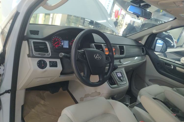 Used SAIC MAXUS G10 2018 PLUS 2.0T Automatic Smart Edition
