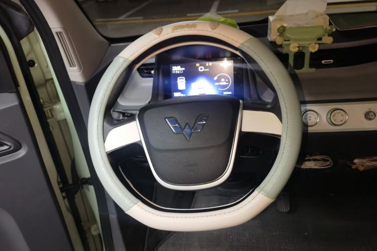 Used Wuling Hongguang MINIEV 2021 Macaron Premium Model – Lithium Iron Phosphate
