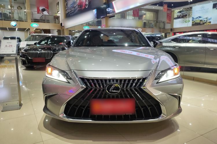 Used Lexus ES 2023 200 Excellence Edition