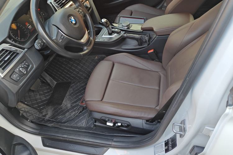 Used BMW 3 Series 2019 320Li Fashion Model
