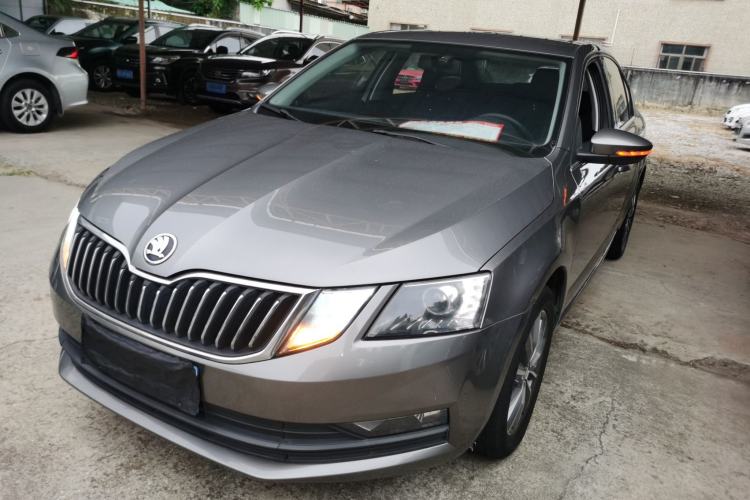 Used Skoda Octavia 2019 TSI230 DSG Smart & Comfort Edition China VI Standard