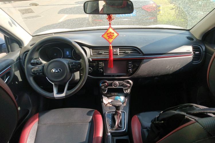 Used Kia KX Cross 2017 1.4L AT GLS
