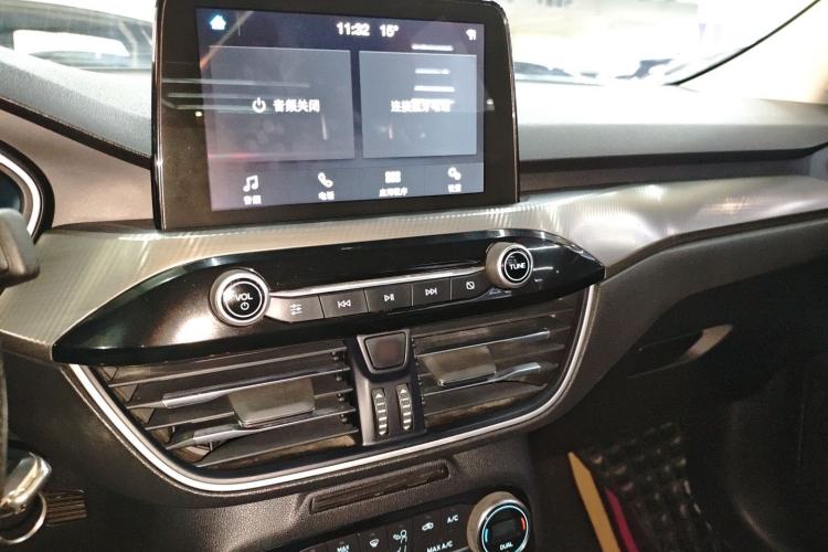 Used Ford Focus 2019 Sedan EcoBoost 180 Automatic Trend Edition