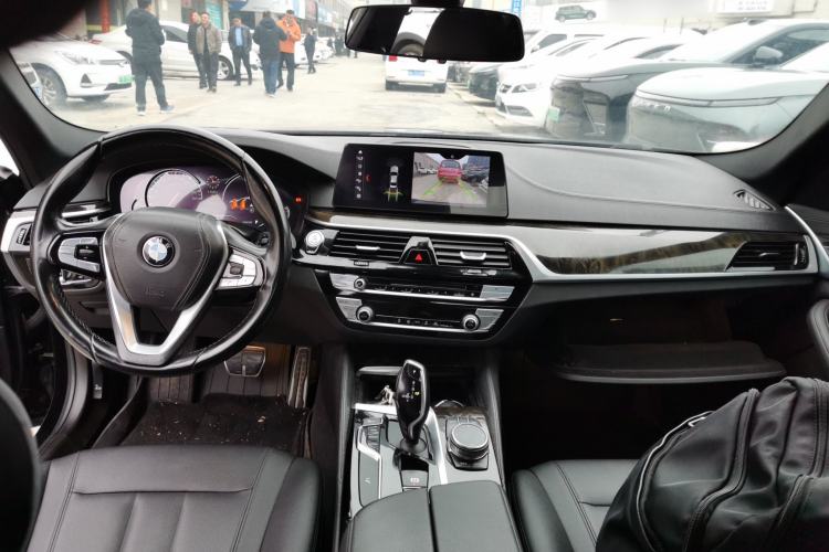 Used BMW 5 Series 2018 525Li M Sport Package