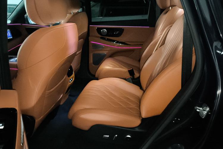 Used  Lanyue C-DM 2025 180 Ultra-Long Range Ultra All-Wheel Drive 6-Seater
