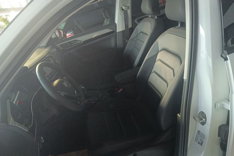 Used Volkswagen Tayron 2019 330TSI Two-Wheel Drive Luxury Model China VI Standard
