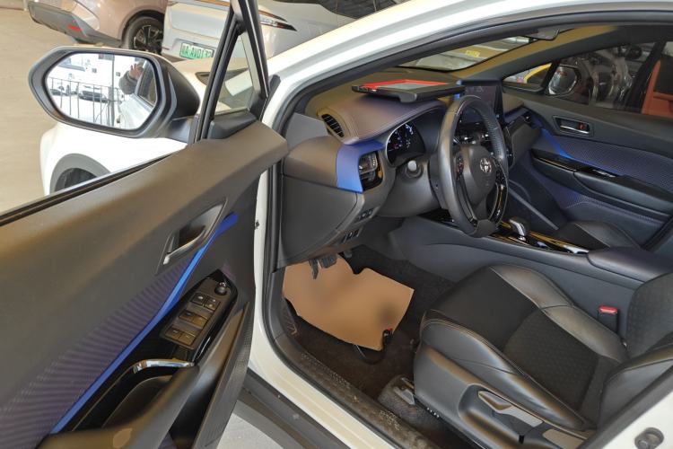 Used Toyota C-HR EV 2020 Deluxe Sunroof Edition
