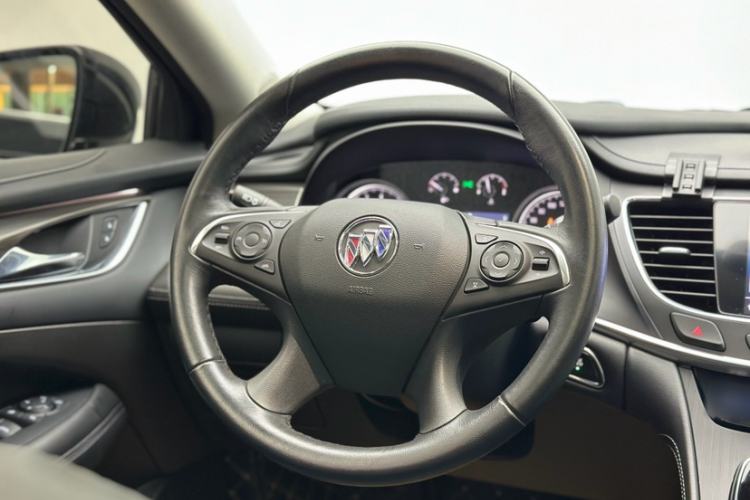 Used Buick LaCrosse 2022 552T Luxury Version
