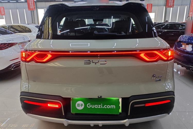 Used BYD Yuan UP 2025 Intelligent Driving Version 401 km Leading Edition