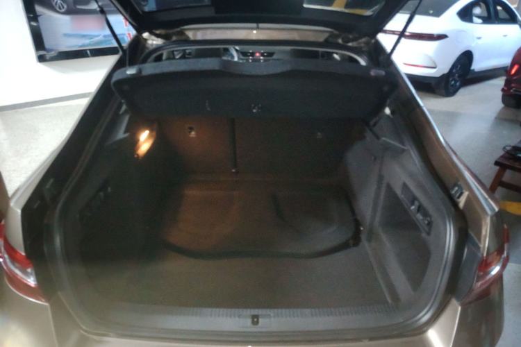 Used Skoda Superb 2016 TSI330 DSG Smart Drive Edition
