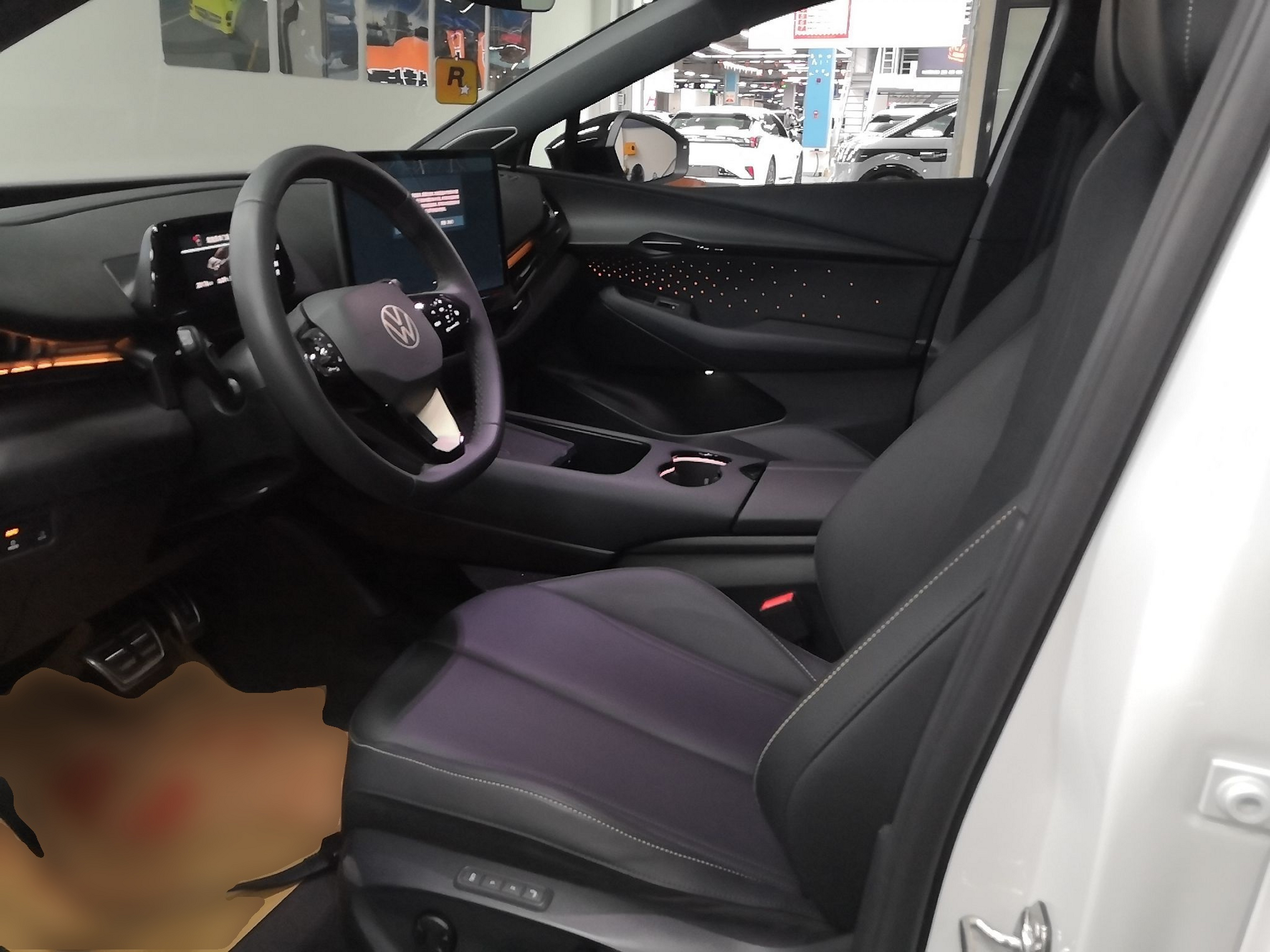 المقاعد الأمامية داخل السيارة