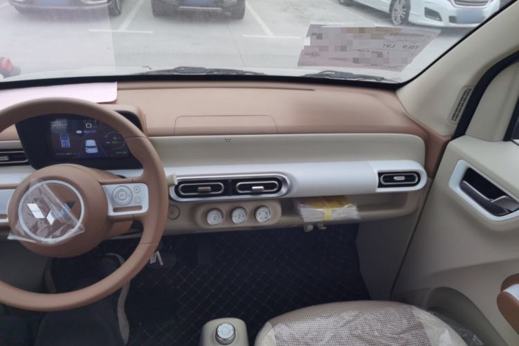 Used Wuling Hongguang MINIEV 2024 3rd Generation 215km Youth Edition
