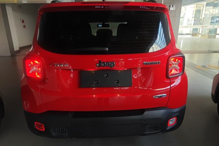 Used  Renegade 2017 180T Automatic High-Energy Version
