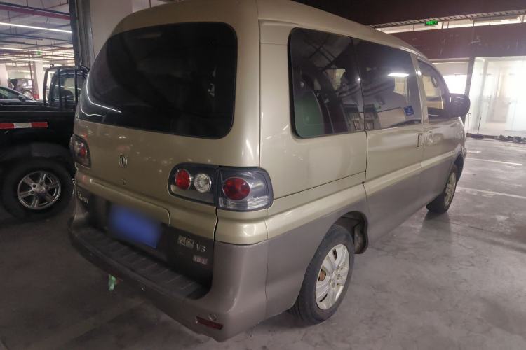 Used FORTHING Lingzhi 2015 V3 1.5L 7-Seater Luxury Model
