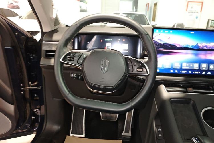 Used Hima AITO M5 2022 Extended-Range Four-Wheel Drive Performance Version
