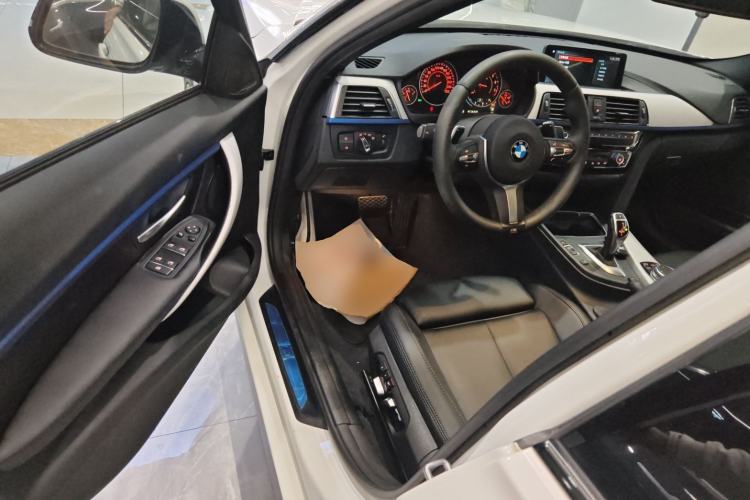 Used BMW 3 Series 2018 320i M Sport Package
