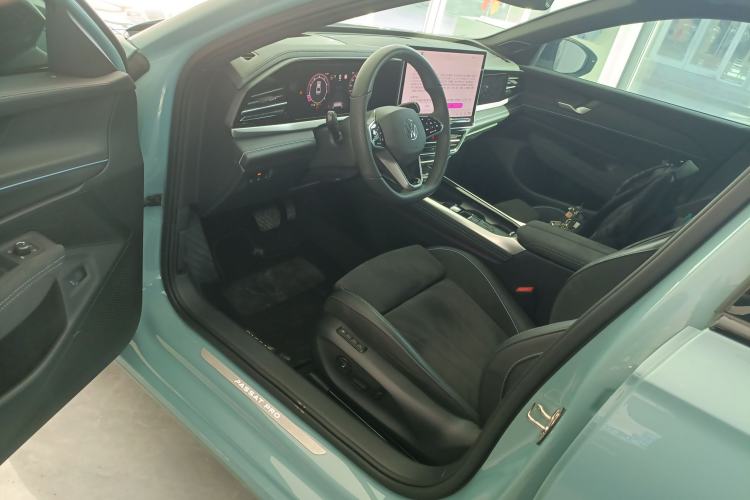 Used Volkswagen Passat 2025 Pro 380TSI Starry Dragon Luxury Edition