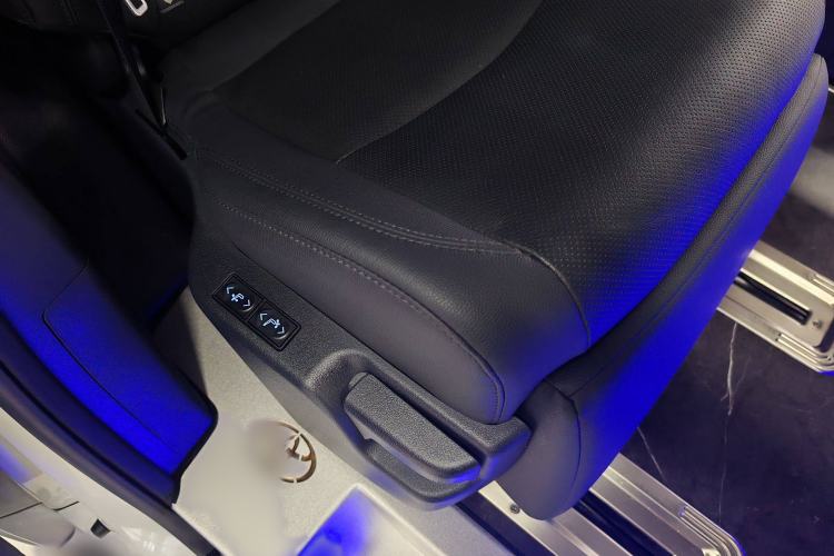 Used Toyota Sienna 2021 2.5L Hybrid Premium Edition
