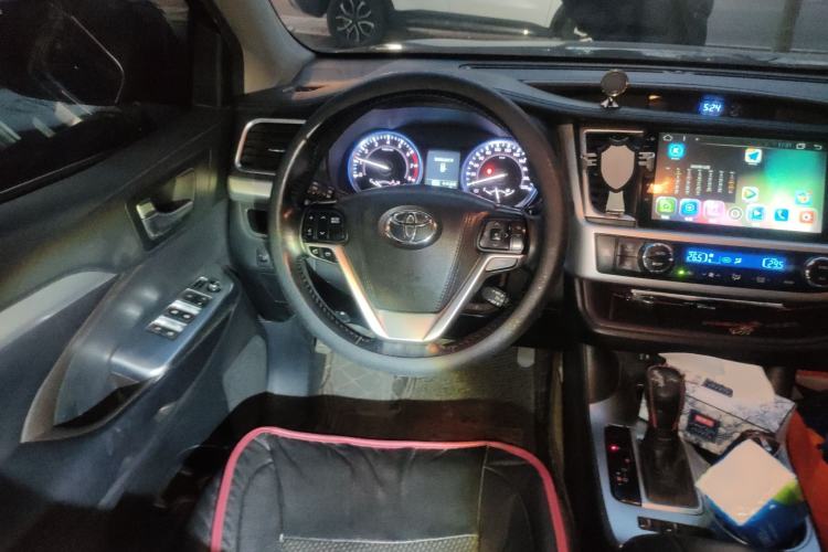 Used Toyota Highlander 2015 2.0T Four-Wheel Drive Luxury Edition 7-Seater
