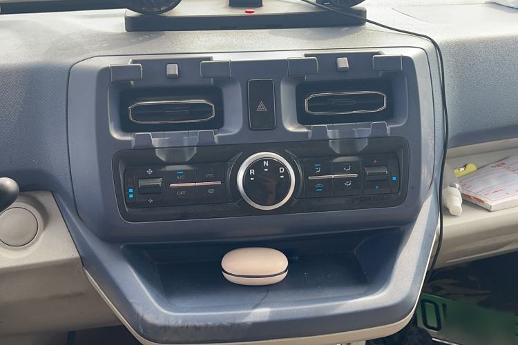 Used SRM New Energy E3L 2024 Luxury Model
