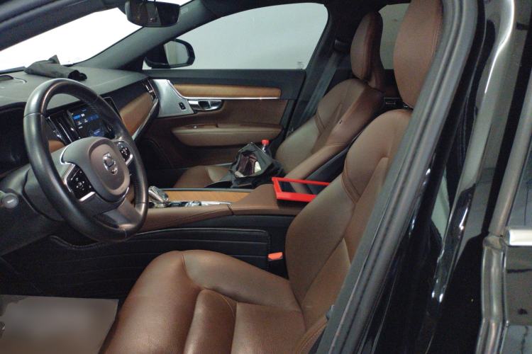 Used Volvo S90 2022 B5 Zhiyi Luxury Edition
