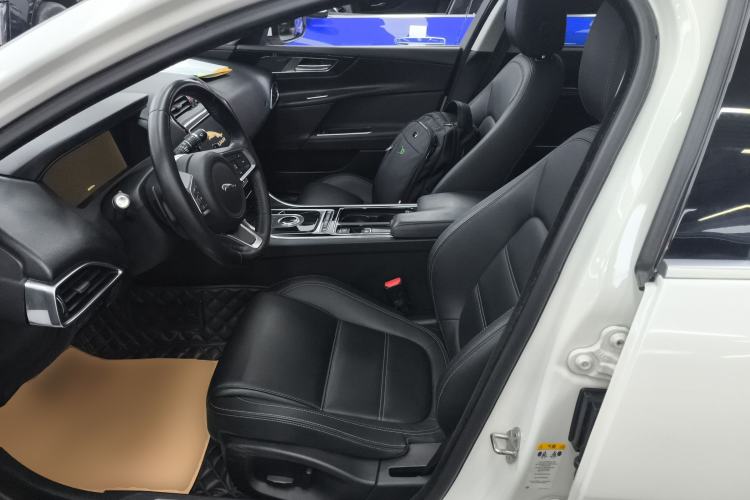 Used Jaguar XEL 2019 2.0T 200 PS Deluxe Edition