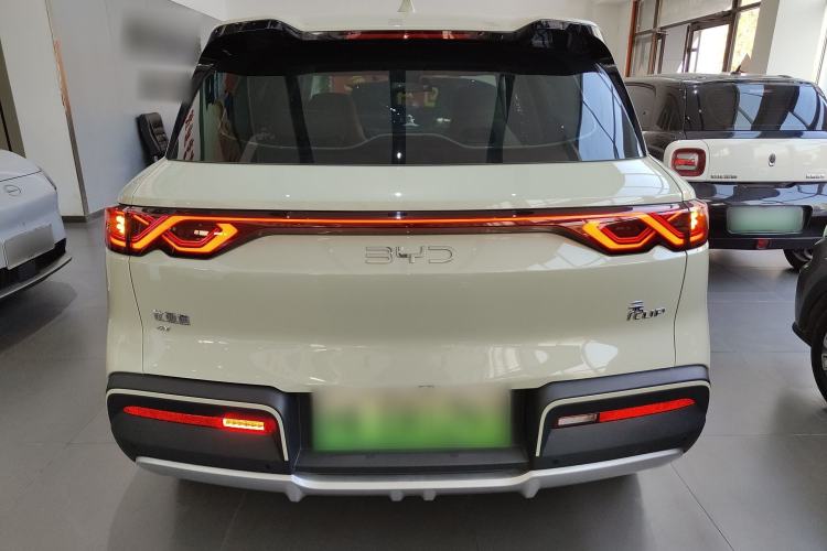 Used BYD Yuan UP 2024 401 km Active Version
