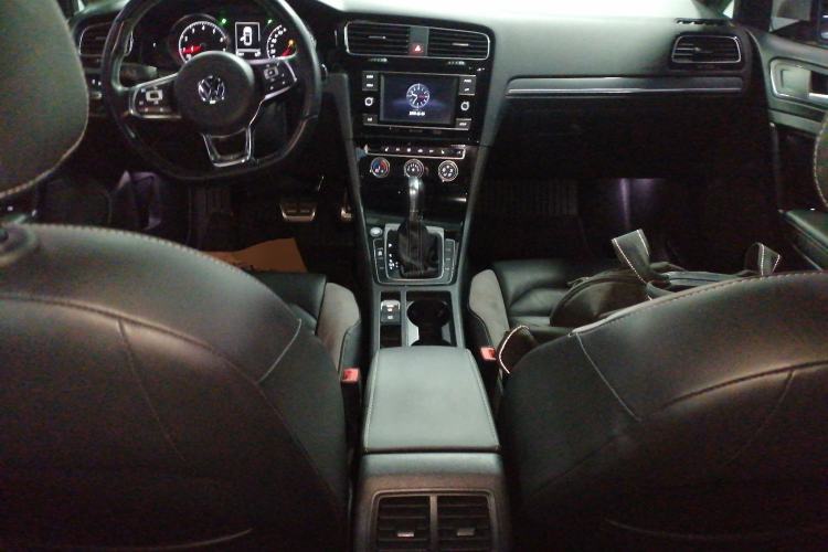 Used Volkswagen Golf 2018 280TSI Automatic R-Line Model
