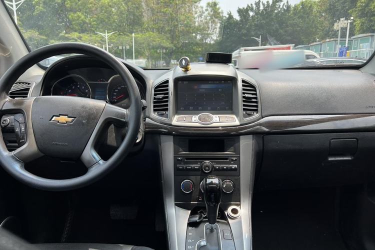 Used Chevrolet Captiva 2015 2.4L Two-Wheel Drive Urban Version 7 Seats