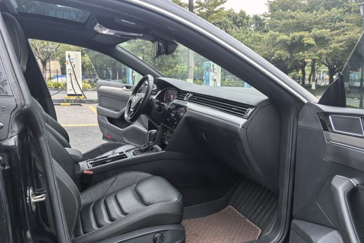 Used Volkswagen FAW-Volkswagen CC 2020 330TSI Glamour Edition China VI Standard
