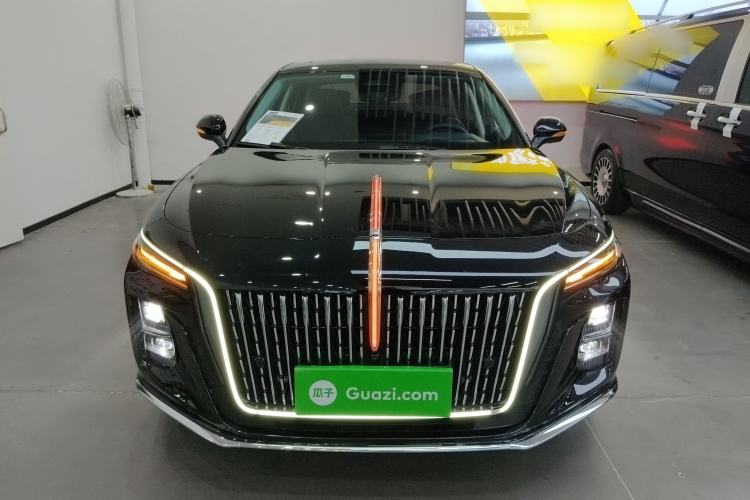 Used Hongqi H5 2025 2.0T Automatic Flag Edition – 500 000 Units Commemorative Version
