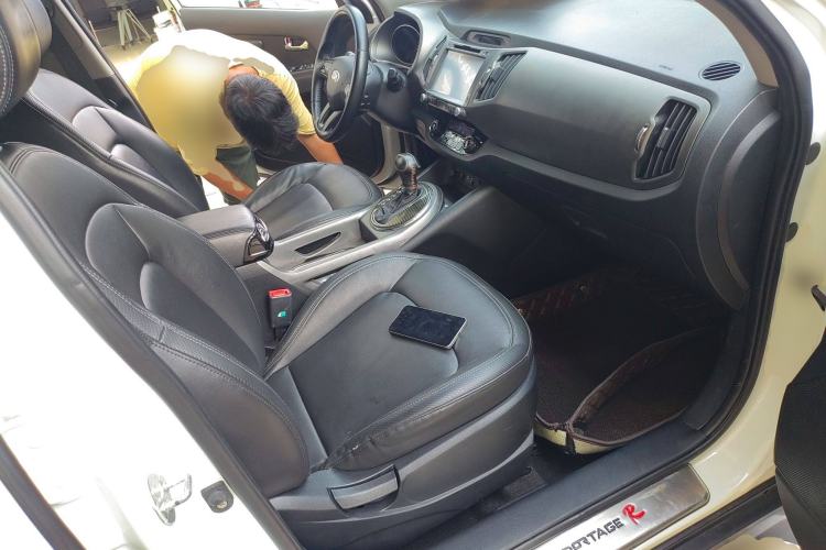 Used Kia Sportage R 2016 2.0L Automatic Two-Wheel Drive Premium Edition
