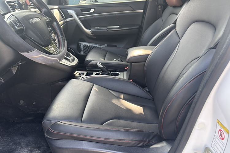 Used Haval H6 2015 Sport Edition 1.5T Automatic Two-Wheel Drive Luxury Model
