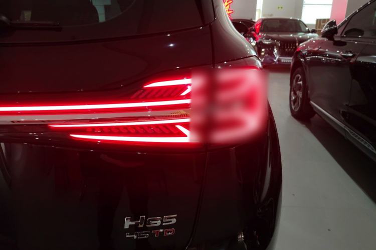 Used Hongqi HS5 2025 2.0T Two-Wheel Drive Flagship Pro Edition