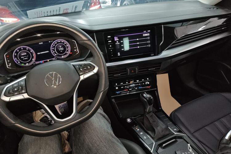 Used Volkswagen Passat 2025 Outstanding Model 330TSI Starry Elite Edition