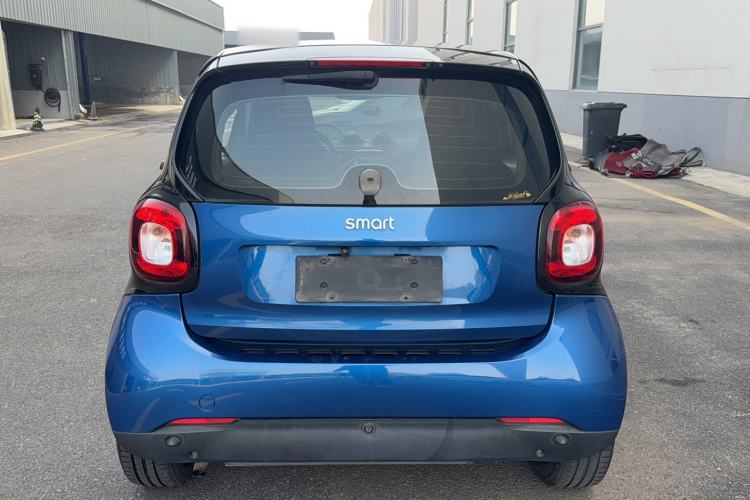 Used  fortwo 2015 1.0L 52 kW Hardtop Passion Edition
