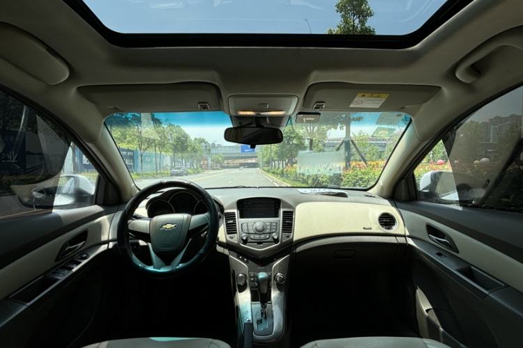 Used Chevrolet Cruze 2015 1.5L Classic SE AT
