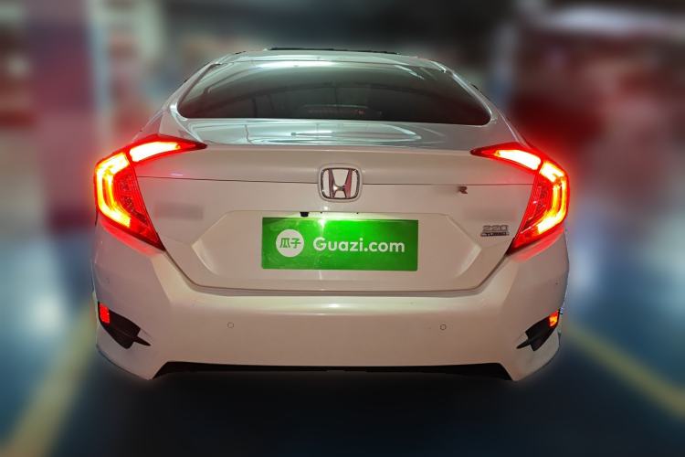 Used Honda Civic 2016 220TURBO CVT Luxury Edition
