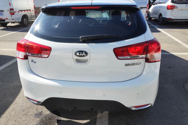 Used Kia K2 2015 Hatchback 1.4L AT GLS Cool Edition

