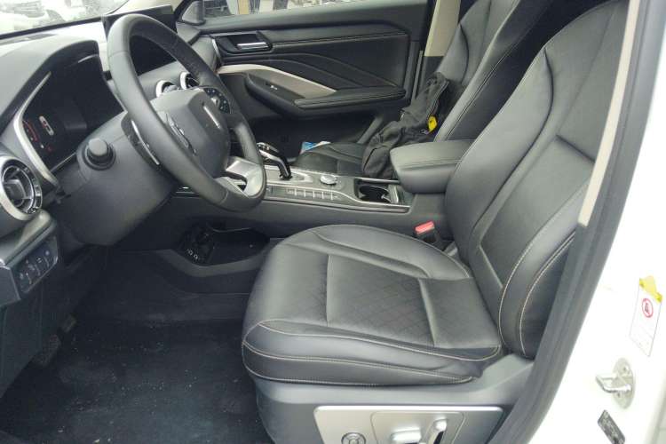 Used Wey VV6 2021 2.0T Two-Wheel Drive Smart Protection+
