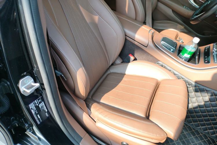 Used Mercedes-Benz E-Class 2023 Facelift E 260 L
