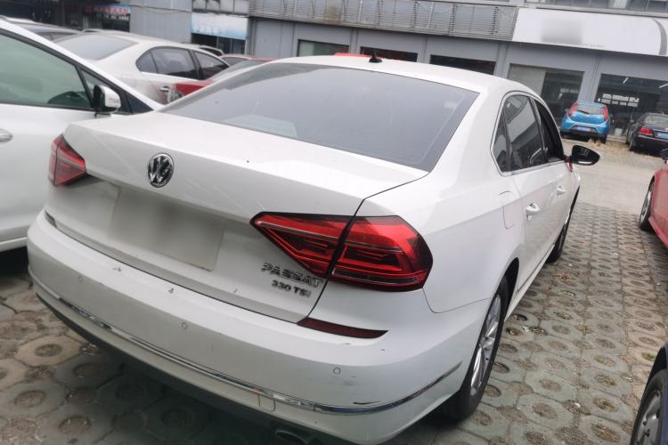 Used Volkswagen Passat 2016 330TSI DSG Luxury Edition