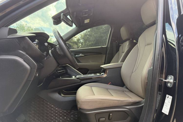 Used Buick Envision 2022 Encore Plus 652T Five-Seat Luxury Model
