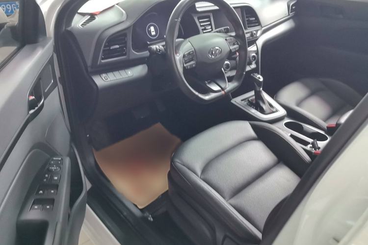 Used Hyundai Elantra 2019 1.4T Dual-Clutch Xuan Dong · Dynamic Model